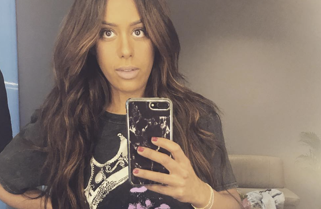 Amel Bent Elle Publie La Premi Re Photo De Sa Fille