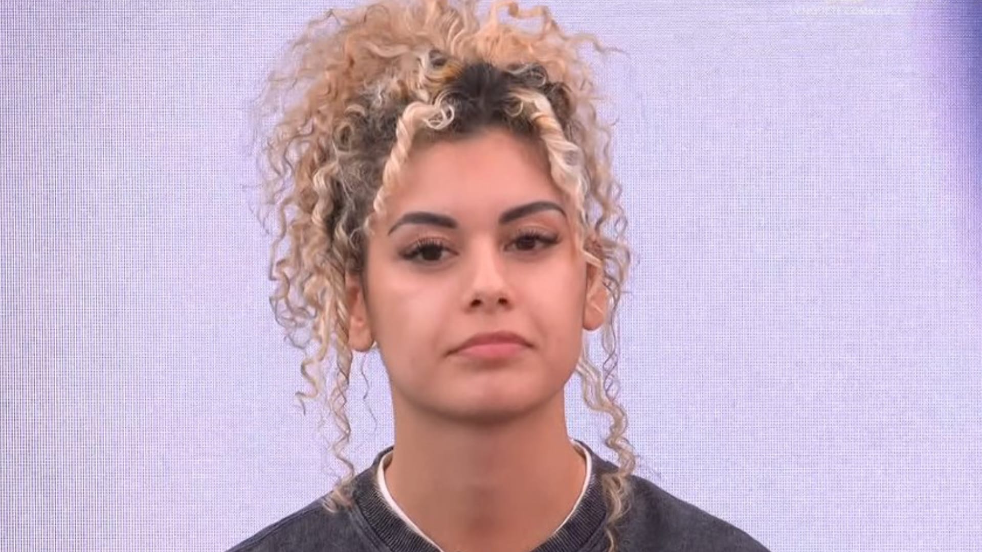 Zoé (Secret Story) : la candidate se confie sur la réaction de son petit-ami à sa sortie