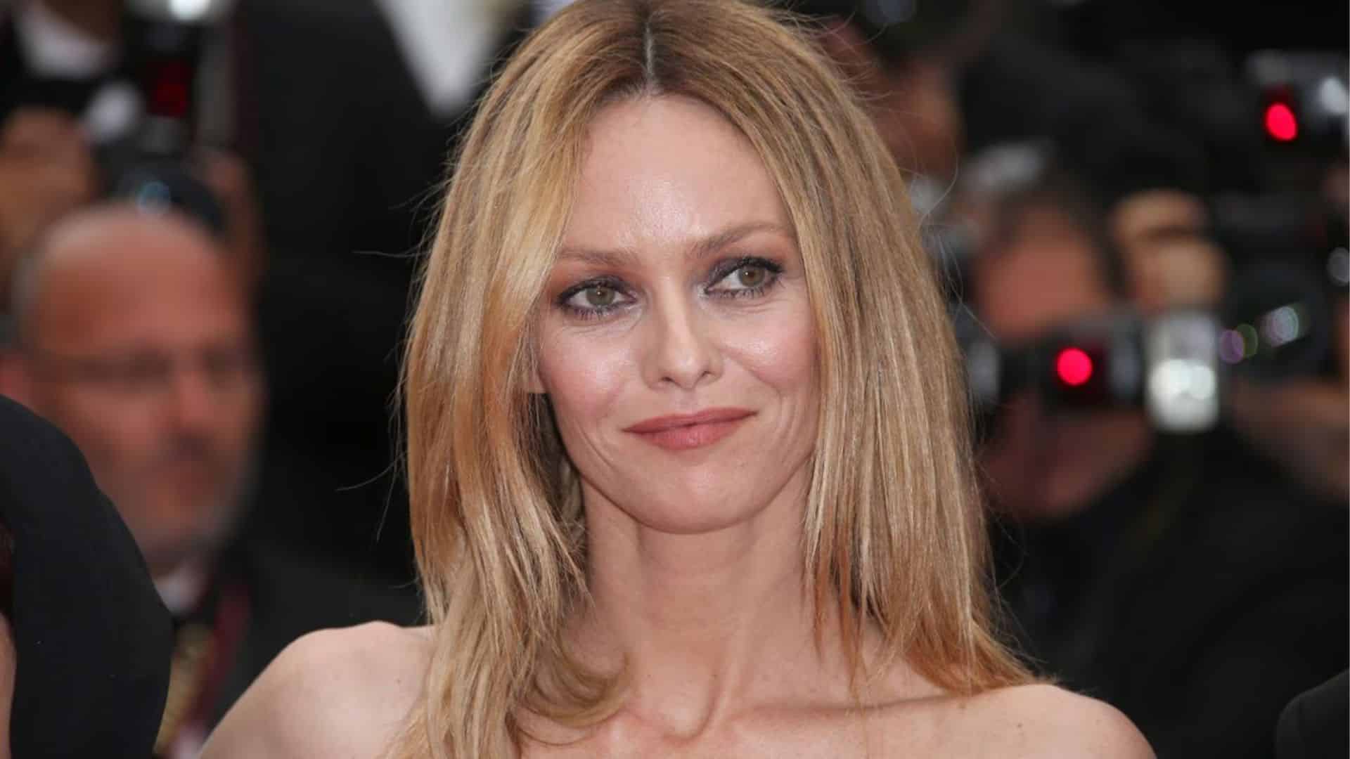 Vanessa Paradis : l’actrice consomme 3 aliments quotidiennement pour avoir un ventre plat