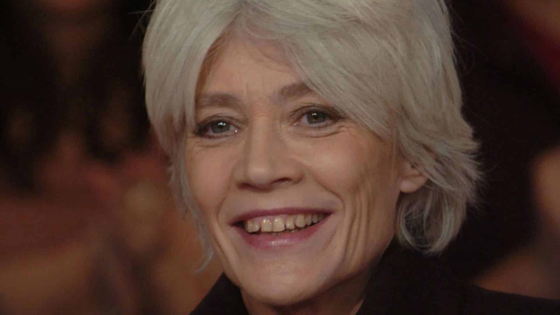 Décès de Françoise Hardy : les dernières volontés de la chanteuse se précisent