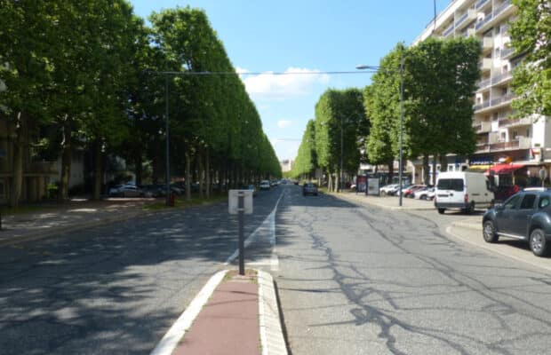 Saint-Étienne, cours Fauriel : un homme reçoit plusieurs coups de couteau