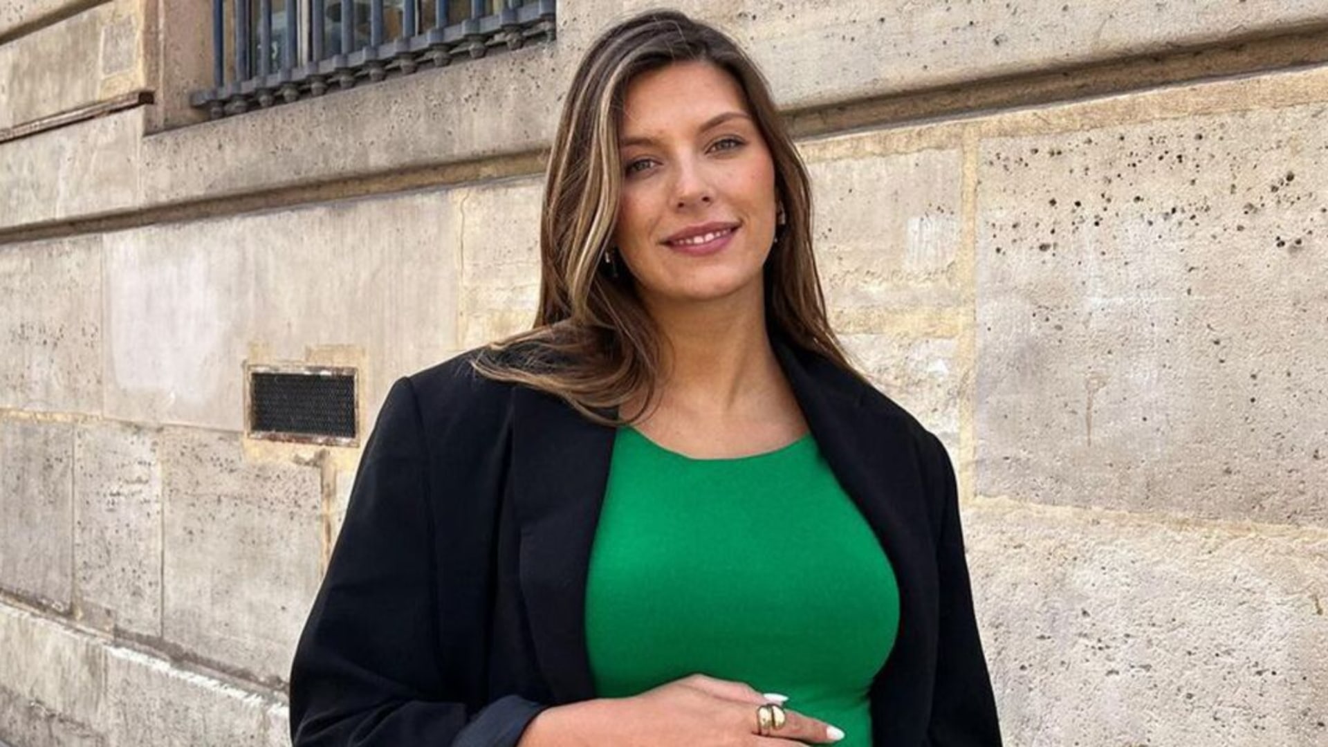 Camille Cerf : enceinte de son deuxième enfant ? Elle répond