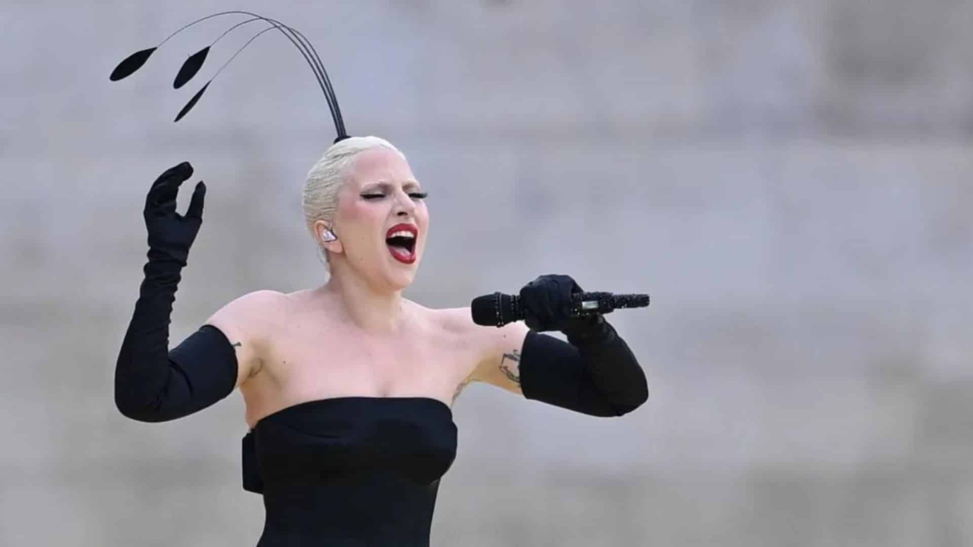 Lady Gaga aux JO : un incident est survenu durant sa performance et personne n’a rien vu