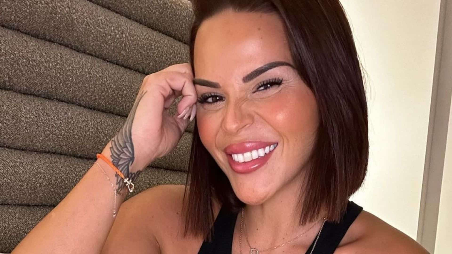 Sarah Fraisou : en couple, elle officialise sa nouvelle relation