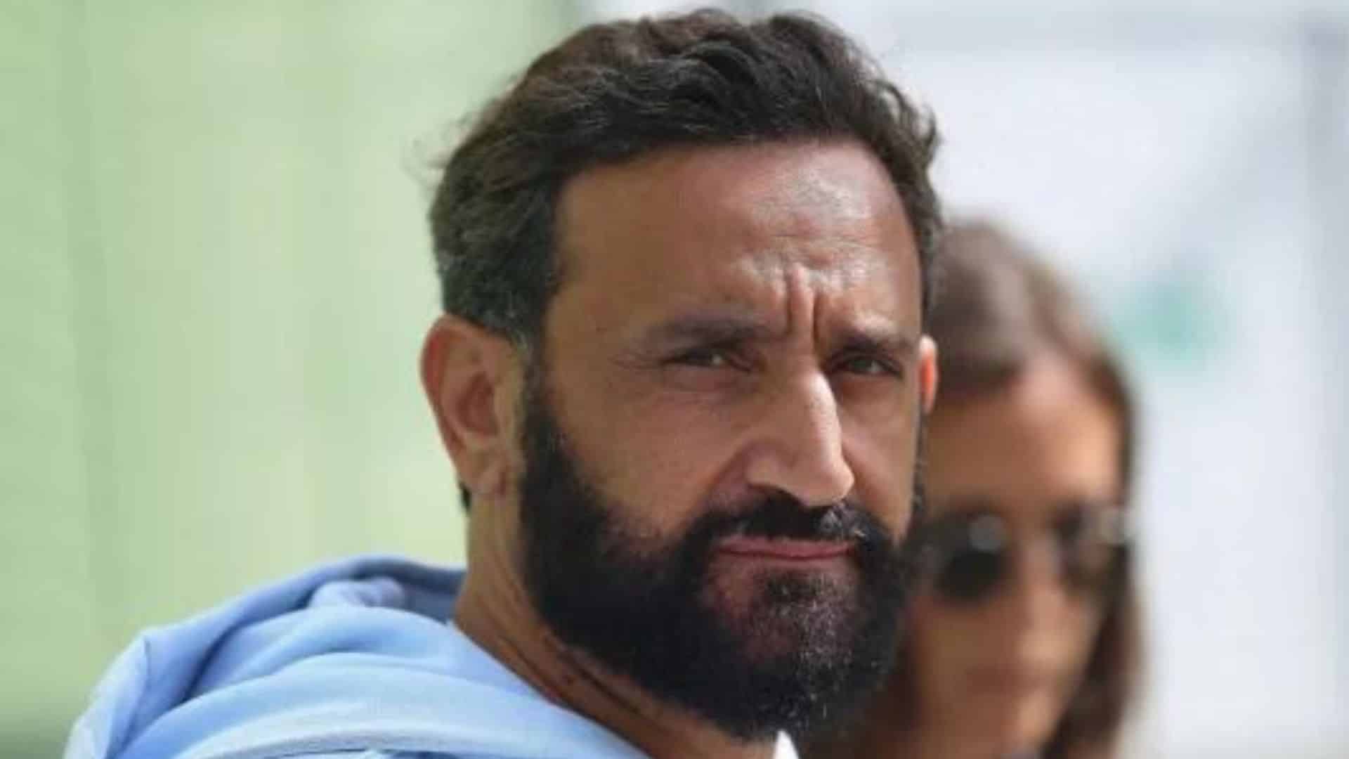 Cyril Hanouna : il annonce le décès de son papa après 9 mois à l'hôpital