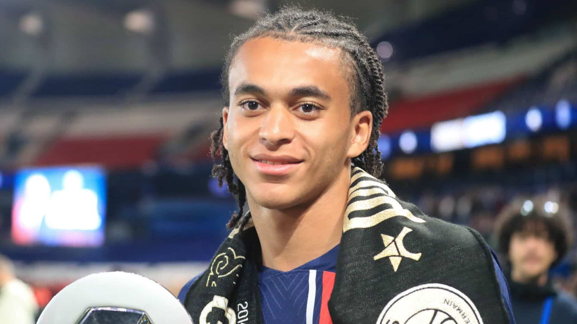 Ethan Mbappé : à 17 ans, il décide de présenter ses "deux enfants" -