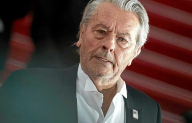 Alain Delon : son chauffeur et garde du corps se confie sur l’acteur