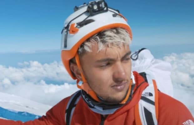 Inoxtag : de retour de l'Everest, le youtubeur avoue avoir failli y passer