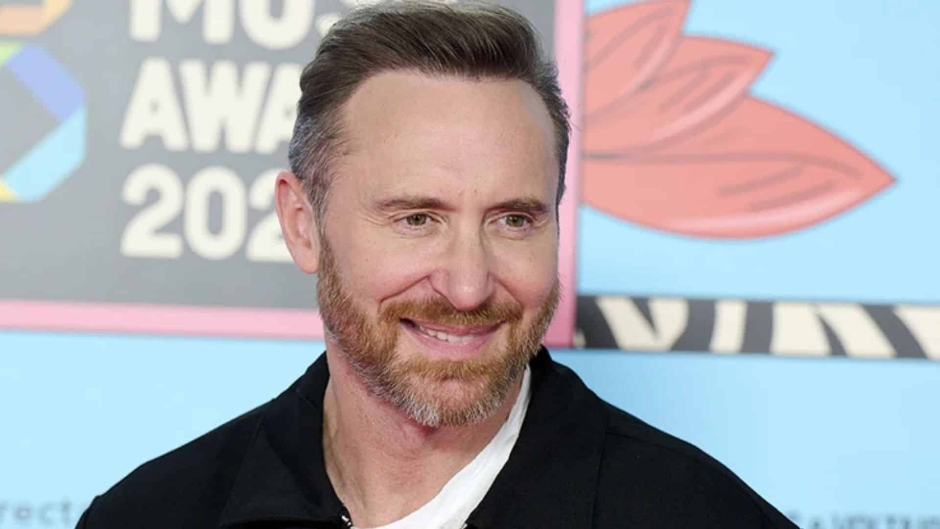 David Guetta papa à 56 ans : il se montre avec son dernier fils de seulement quelques mois et son père de 94 ans