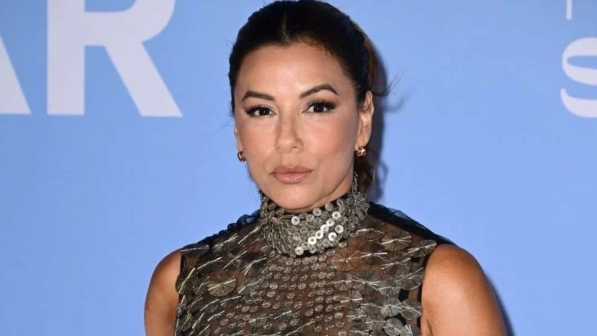 Eva Longoria : elle s’accroche à Vitaa, on a été obligés de les séparer en plein gala