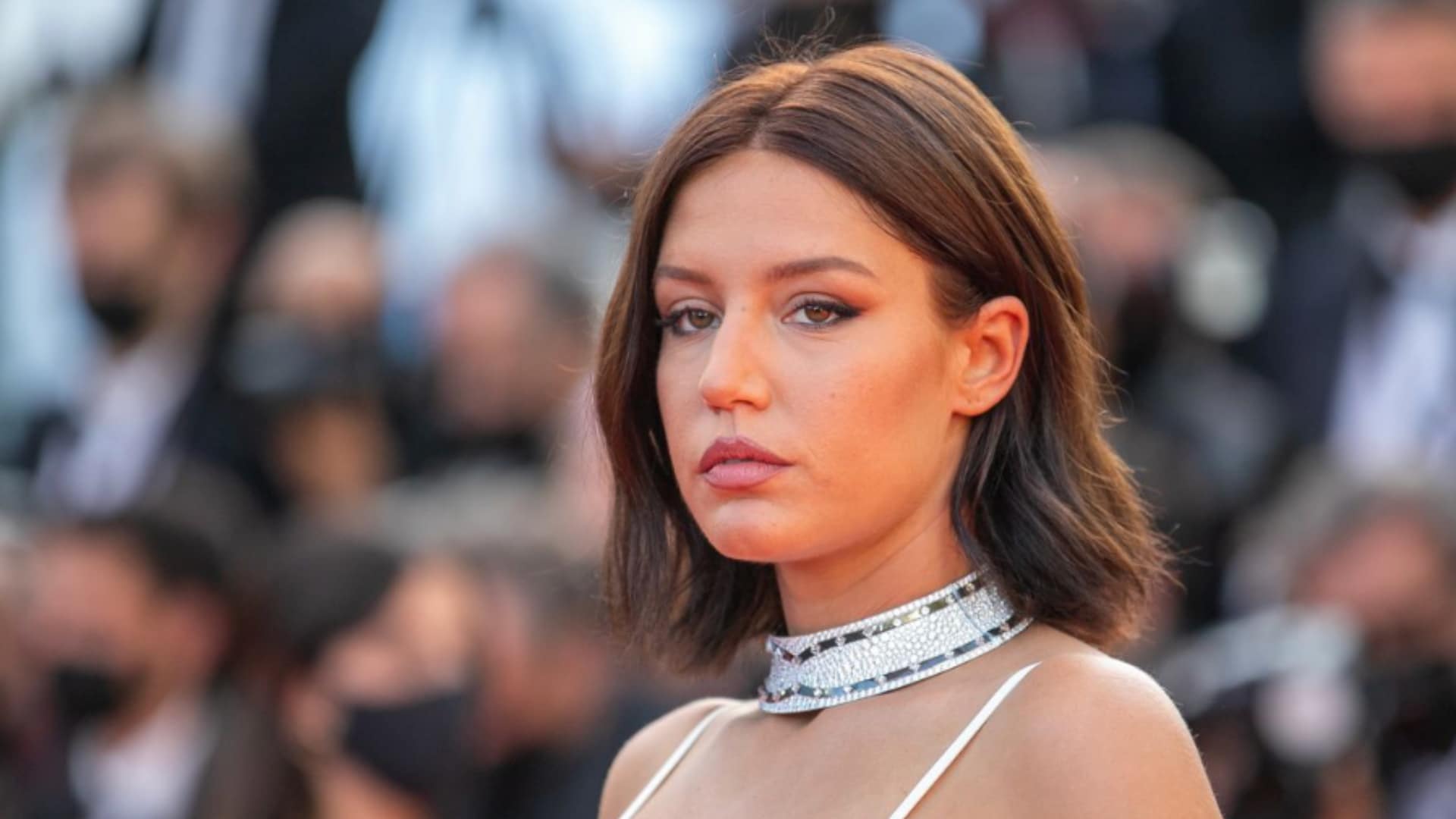 Adèle Exarchopoulos : très discrète sur sa vie privée, elle lève le voile sur ses relations passées