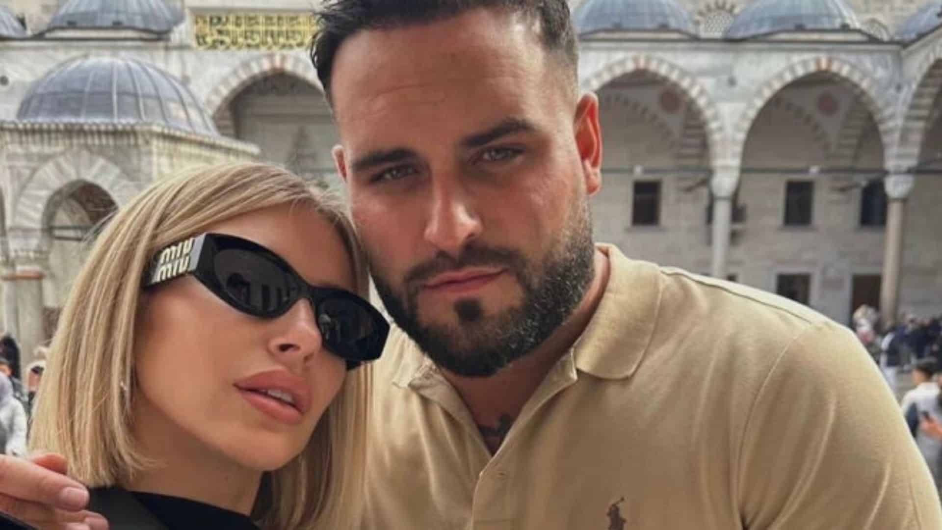 Nikola Lozina en couple : il présente sa chérie Stéphanie Clerbois à sa maman