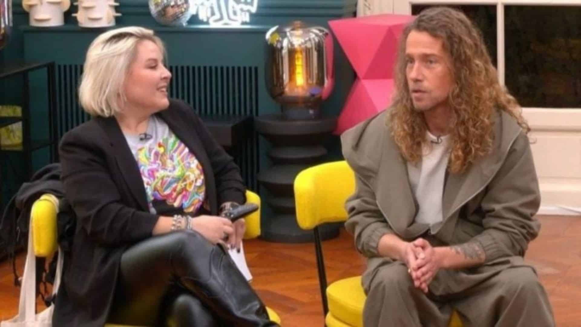 Star Academy : Julien Doré assiste au débriefing de Marlène Schaff, les internautes réagissent 