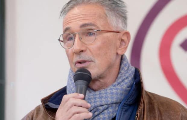 Thierry Lhermitte : il aborde la profonde dépression qu'il a traversée après une rupture amoureuse