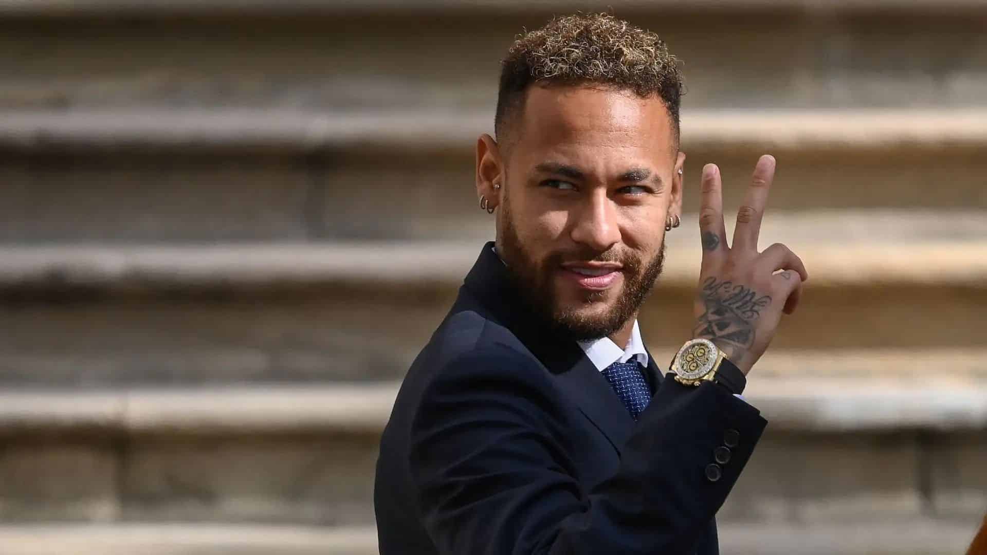 Neymar : bientôt papa pour la quatrième fois, il annonce la nouvelle avec sa compagne