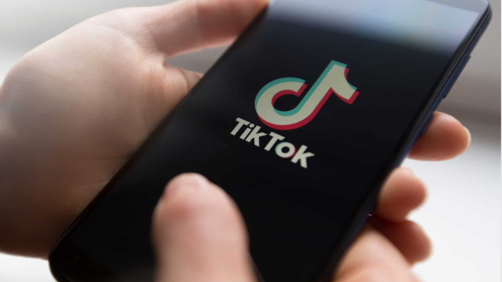 TikTok : l'application suspendue durant 1 an à partir de 2025