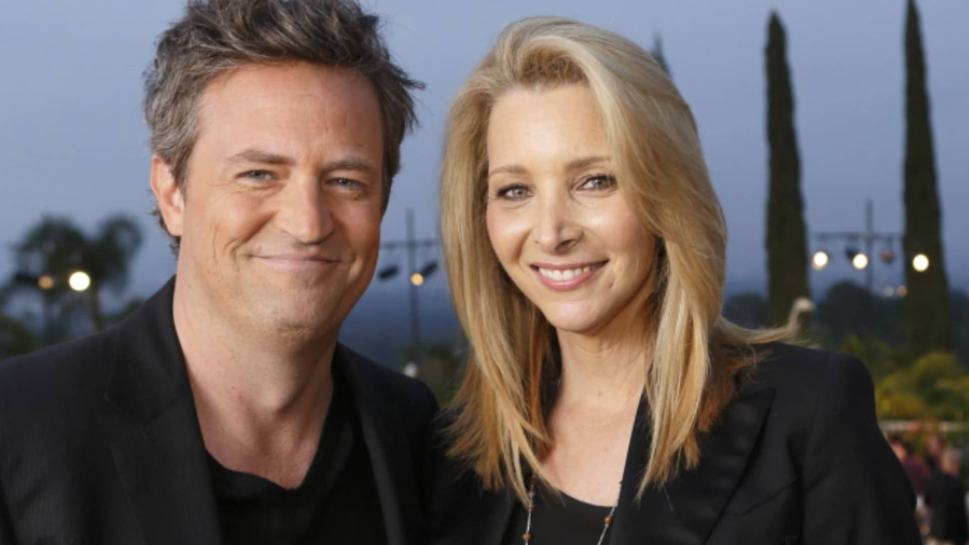 Matthew Perry : Lisa Kudrow (Phoebe) retrouve un mot laissé par l'acteur, un an après sa disparition