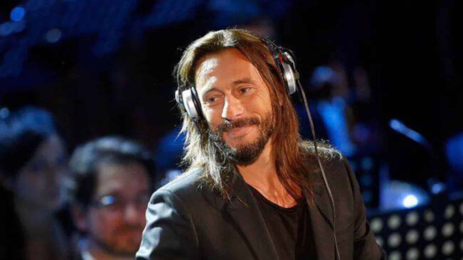 Bob Sinclar : la métamorphose du DJ interpelle les internautes