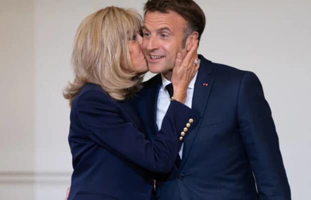 Emmanuel Macron en couple et amoureux : pourquoi n'a-t-il jamais voulu avoir d'enfant ?