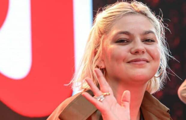 "Je suis un peu dure, j’avoue" : ce principe que Louane impose à sa fille, Esmée