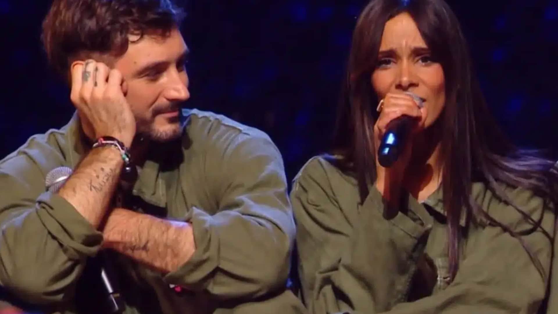 Les Enfoirés 2025 : Shy'm et Jérémy Ferrari aperçus très proches durant le concert